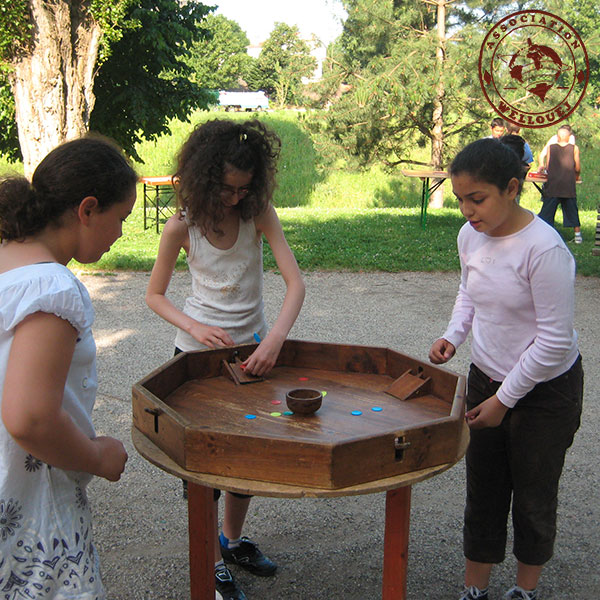 Jeu de puces - 1,2,3..4. c'est gagn?� - Association Wellou?�j